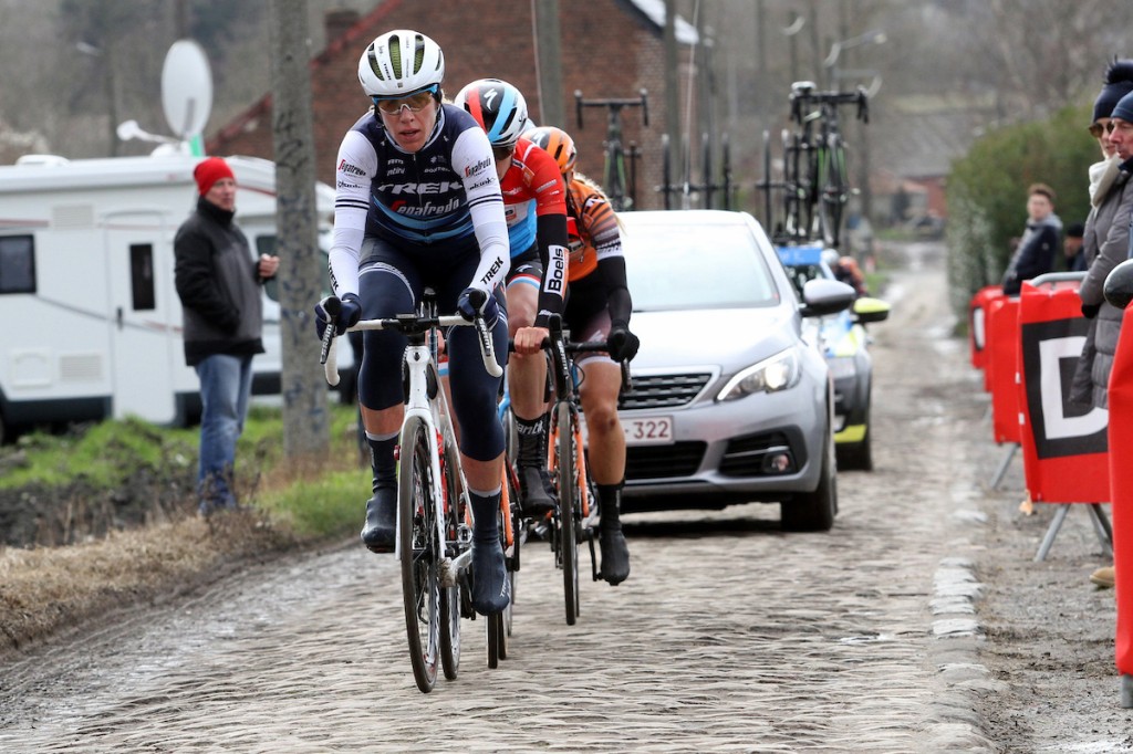 Van Dijk en Brand op reservefiets na diefstal