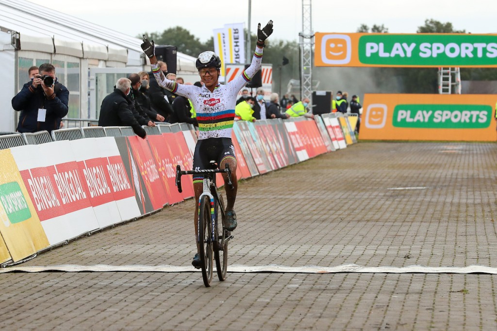 Alvarado wint veldrit in Gieten