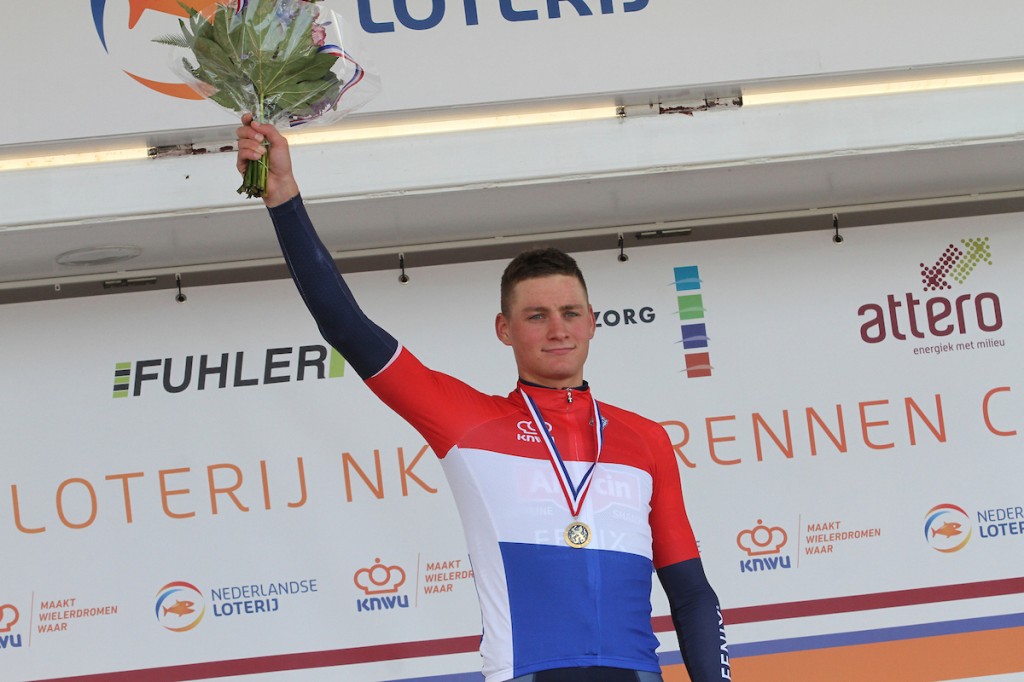 Alaphilippe klopt Van der Poel in Brabantse Pijl