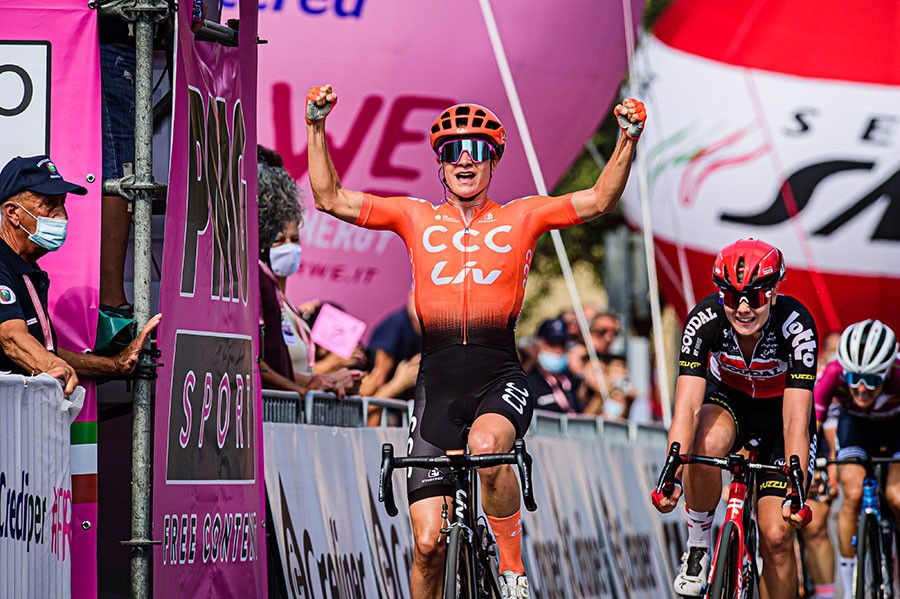 Vos wint haar tweede in Giro Rosa 2020