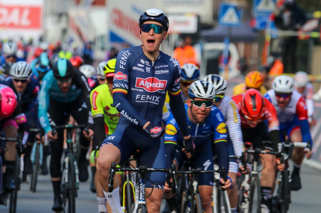 Benelux Tour Merlier is de snelste in Dokkum