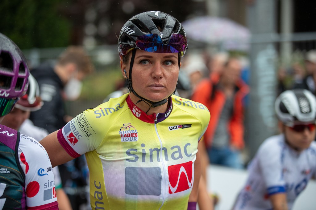Van den Broek-Blaak wint Simac Ladies Tour