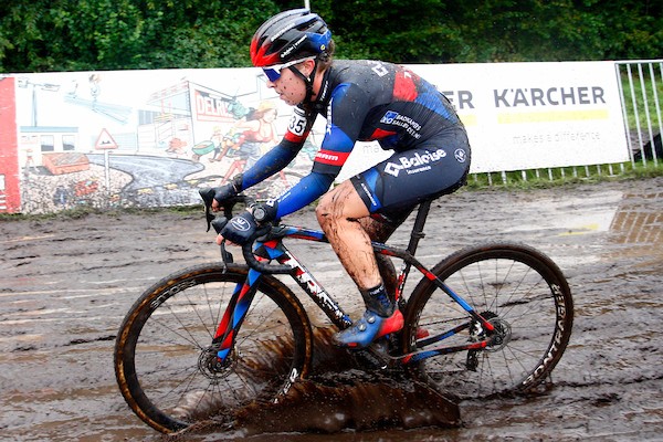 Van Anrooij naar de winst in Gullegem