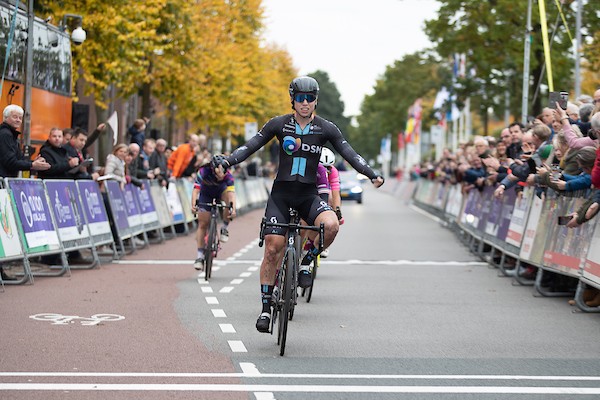 Wiebes juicht in RideLondon