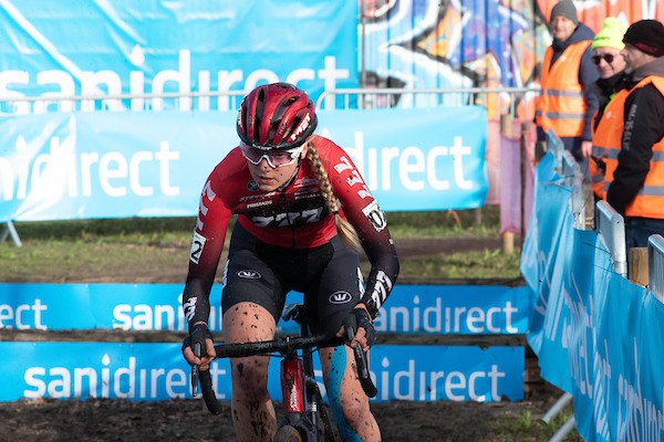 Van Alphen pakt zege in Boom, Van der Poel valt