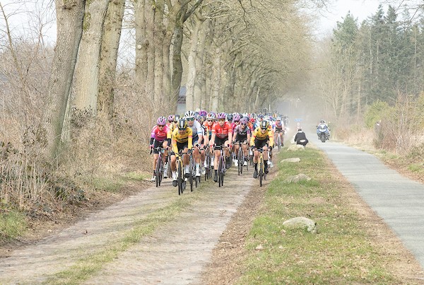 Ronde van Drenthe vrouwen zonder keien