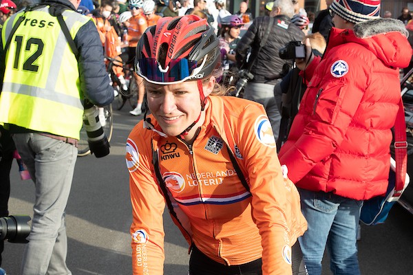 Adegeest boekt Women's WorldTour-zege