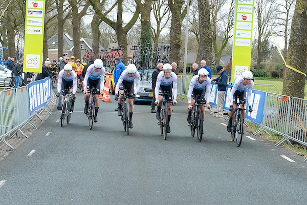 Ploegentijdrit Olympia's Tour voor Allinq