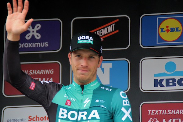 Van Poppel moet zelf sprinten in Limburg