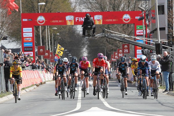 Valkenburg blijft aankomstplaats Amstel Gold Race