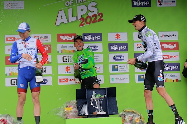 Arensman beste jongere en op podium in Alpen