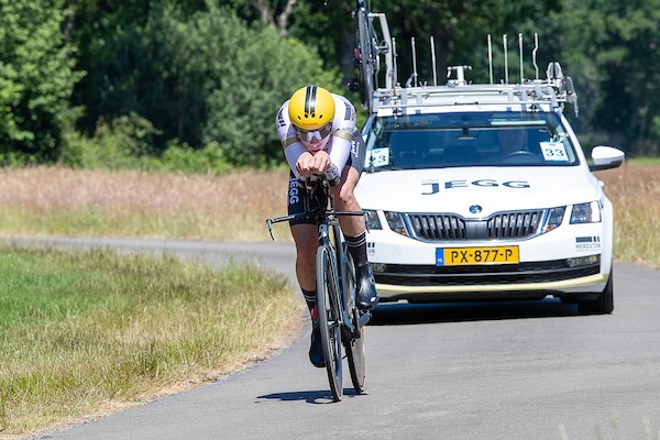 Van den Broek naar A Bloc