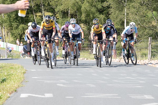 Live doorkomsten NK Wegwielrennen