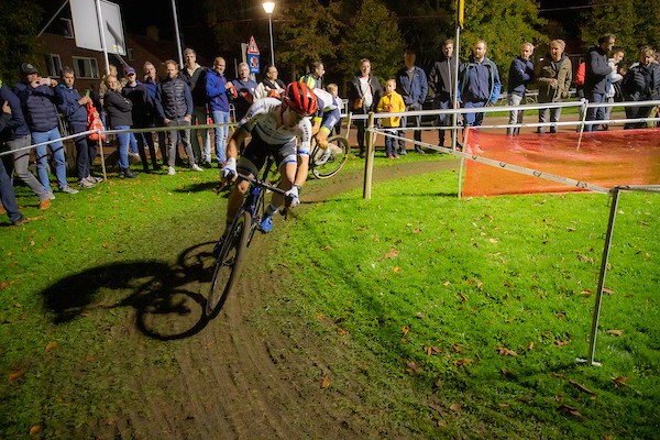 Zesde zege voor Van der Haar in Woerden