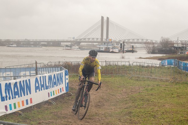 Kampioenen eerste dag NK Veldrijden bekend