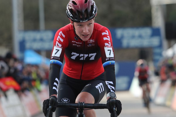 Sterk vrouwenveld in GP Klein Oisterwijk