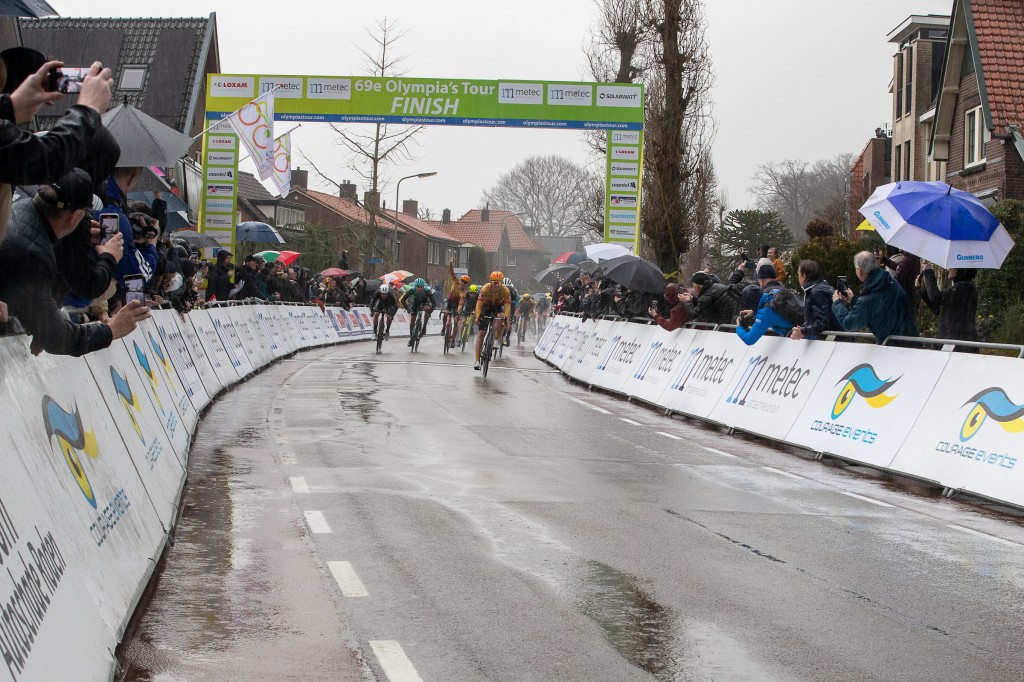 Olympia's Tour: in Ruurlo wint Blikra