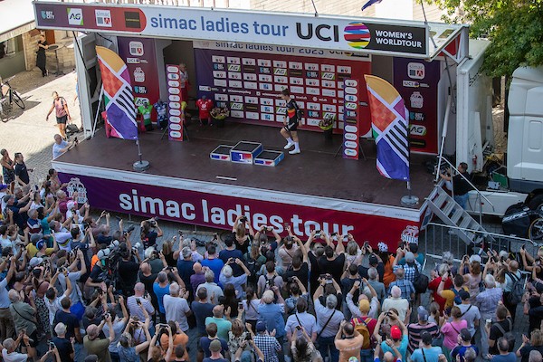 Simac Ladies Tour 2025 start in Leuven