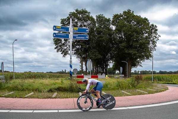 Backstedt naar Europese titel tijdrijden U23