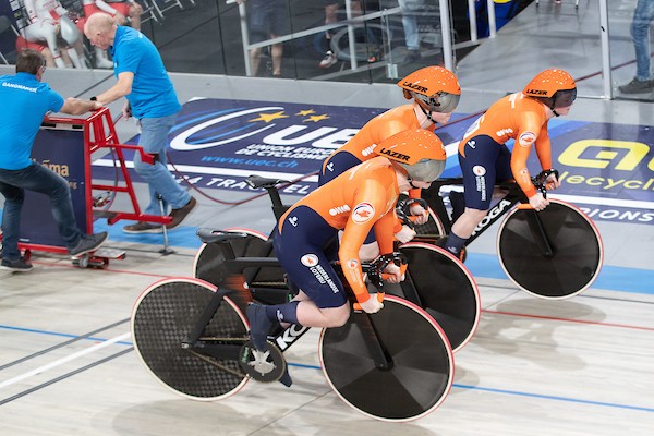 Brons voor teamsprintvrouwen in Apeldoorn