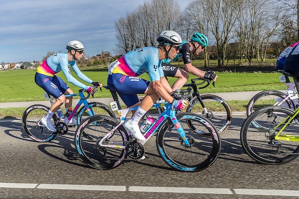 TdT-Unibet met drie Nederlanders naar Amstel
