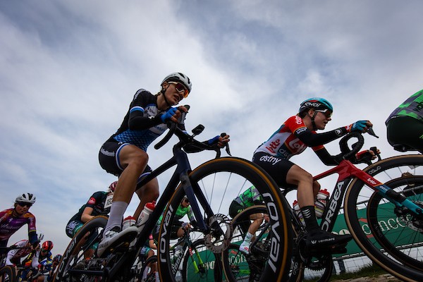 Deelnemers en rugnummers Brugge-De Panne Vrouwen