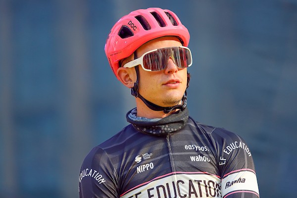 Van den Berg wint in La Loire Tour