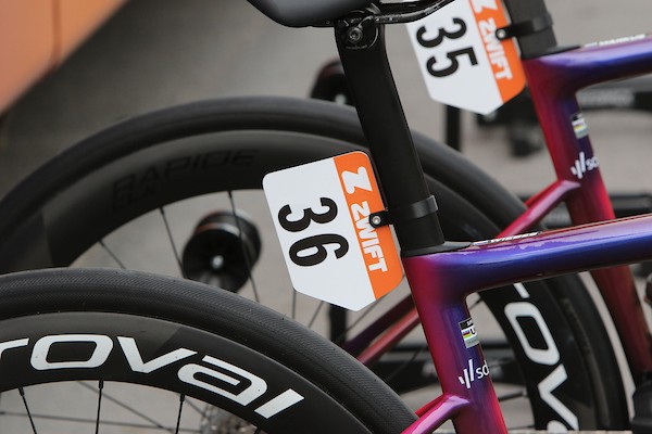 Deelnemers en rugnummers Parijs-Roubaix Mannen 2025