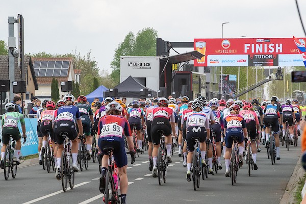 Deelnemers en rugnummers Amstel Gold Race Vrouwen 2025