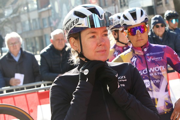 Van der Breggen zegt af voor Waalse Pijl