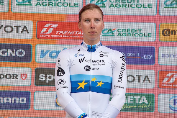 Wiebes derde in Parijs-Roubaix