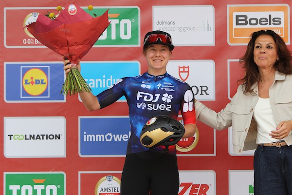 Kraak wint tweede etappe Tour de Suisse