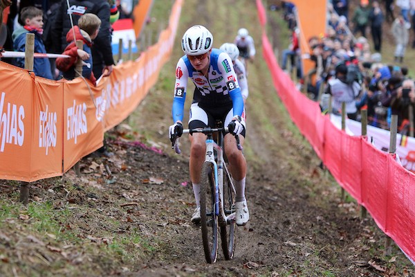 Bentveld langer bij Pauwels Sauzen – Altez Industriebouw