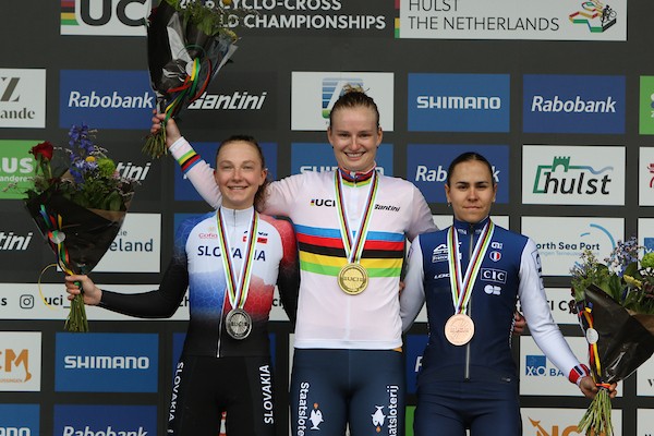 Bentveld pakt de titel vrouwen U23