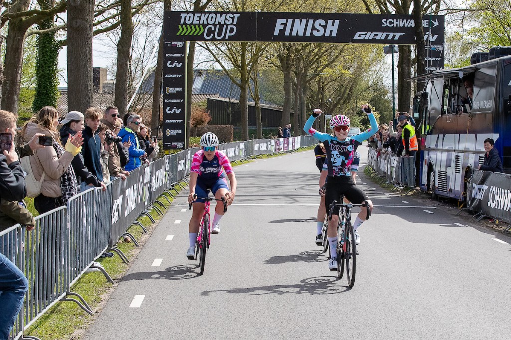 Imke Menting naar de winst in Galder