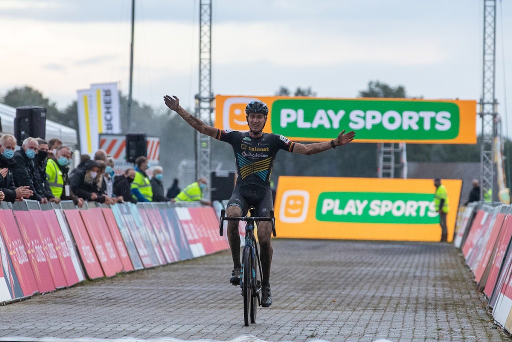 Aerts wint veldrit van Gieten