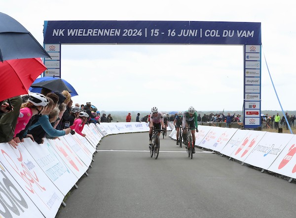 De Boer naar Nederlandse titel
