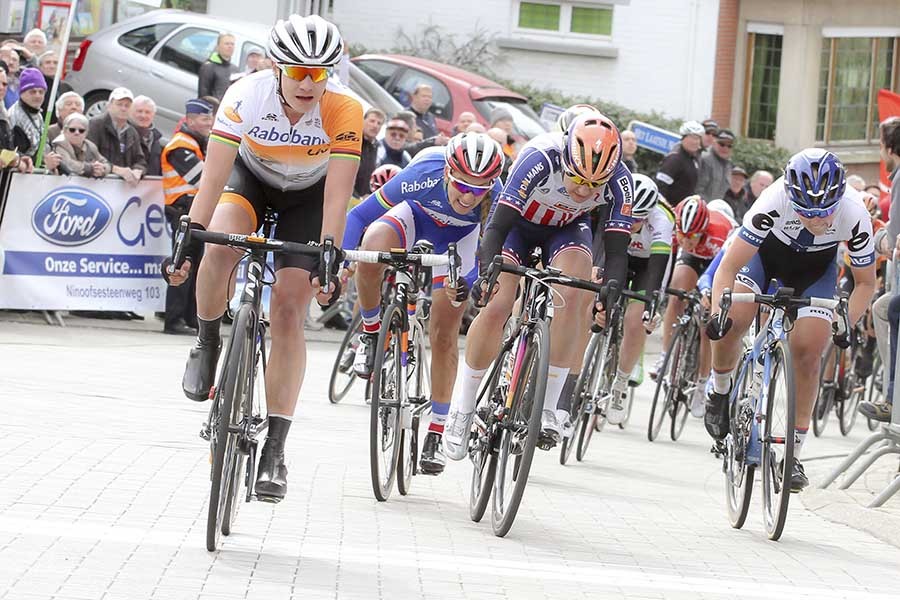 Marianne Vos wint Pajot Hills Classic