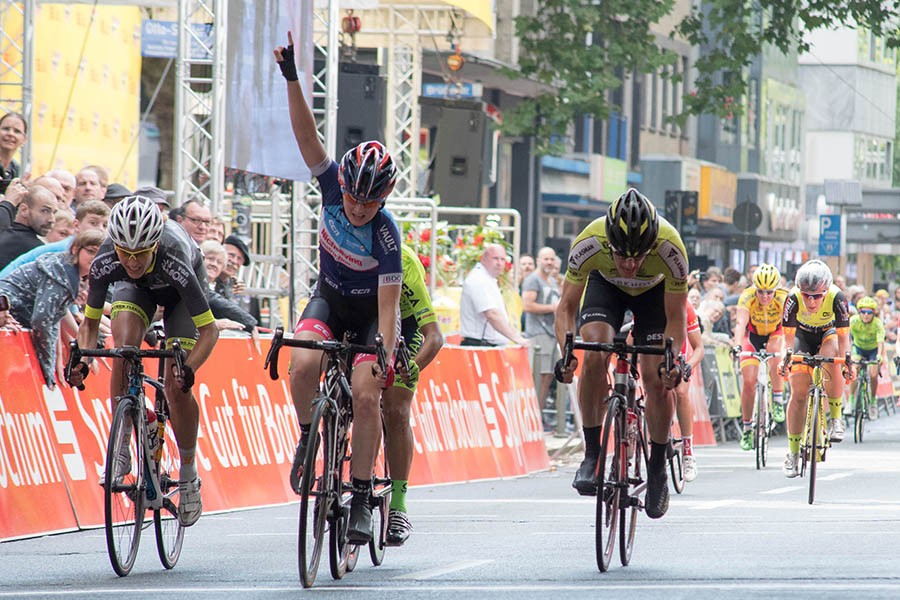 Peetoom wint Sparkassen Giro Bochum