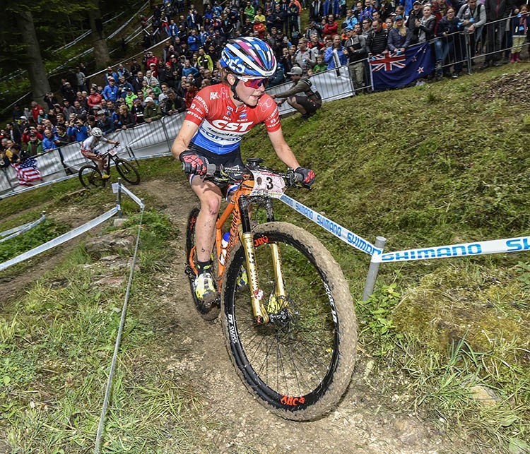 Tauber en Van der Poel op podium in Albstadt