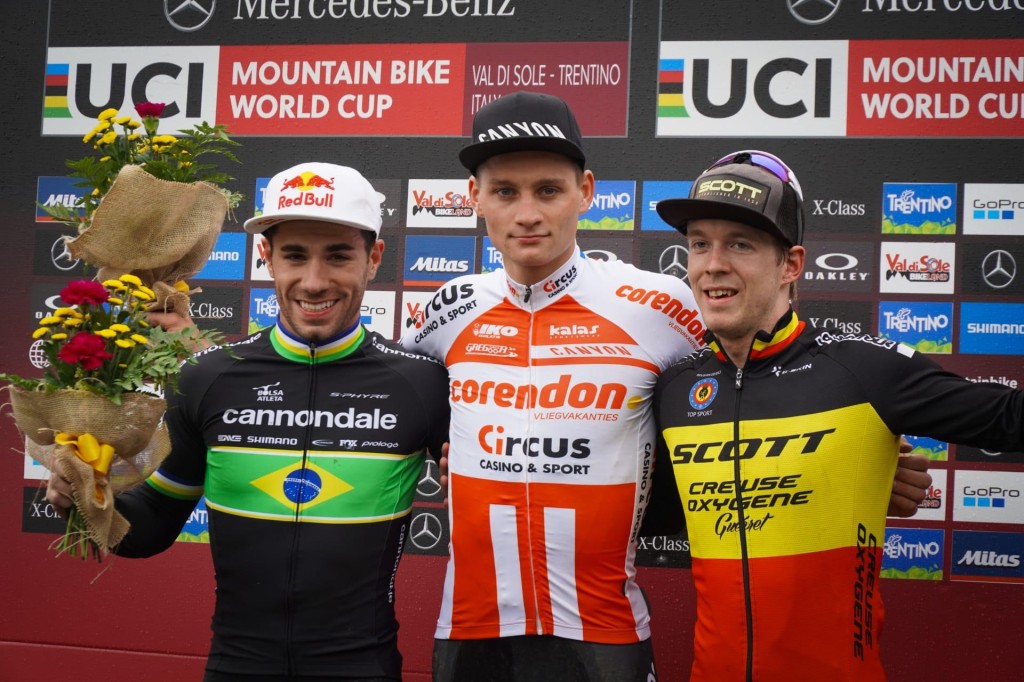 Van der Poel wint shortrace Val di Sole