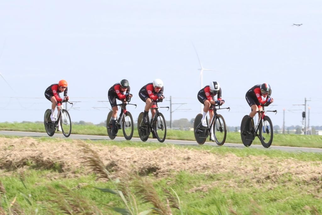 NCK Dronten: IJsselstreek en Amstel winnen