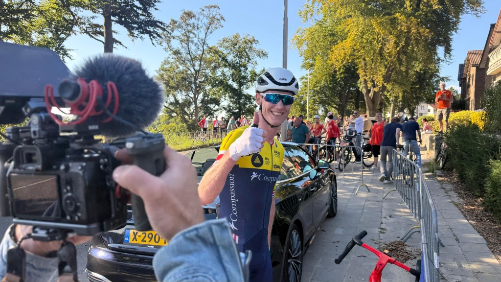 Van den Dool wint Eurode Omloop