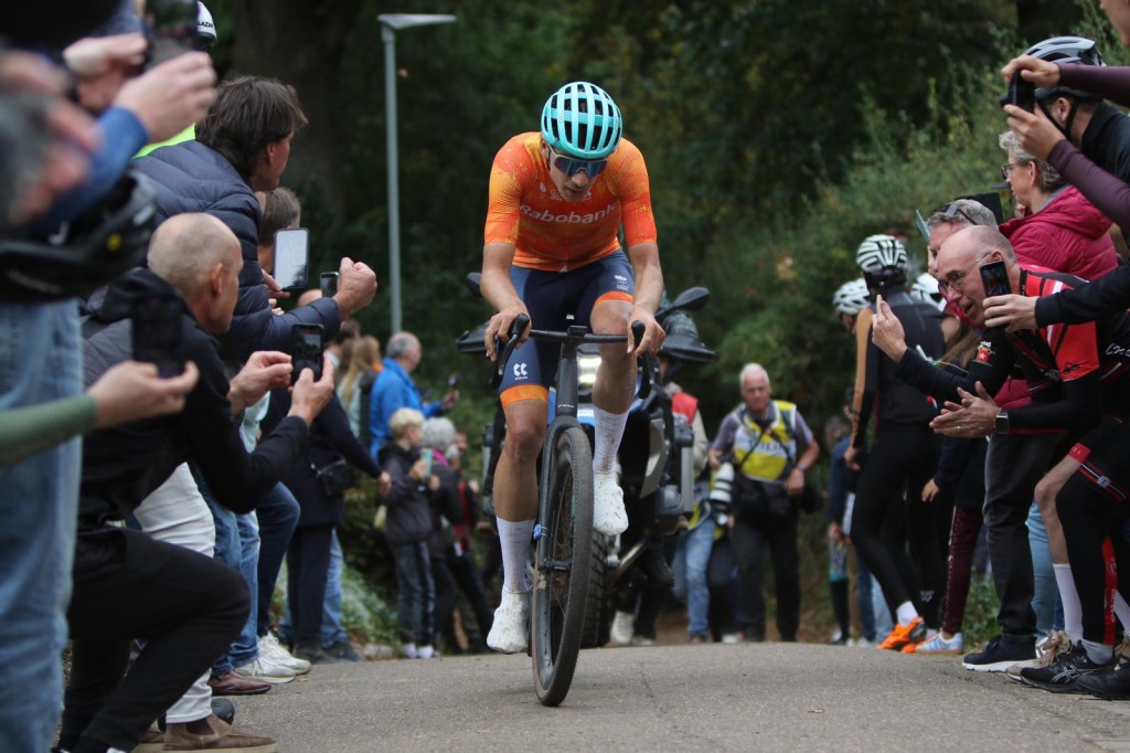Biesterbos stunt met zilver op WK Gravel