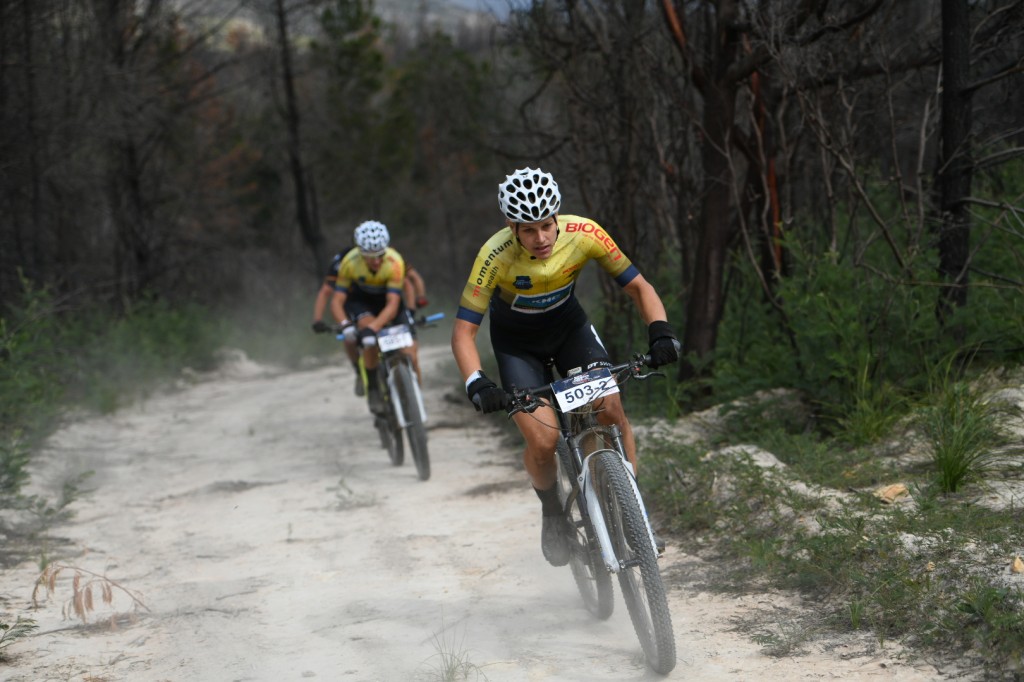 Mos en Smeenge blijven leiden in Cape Pioneeer Trek